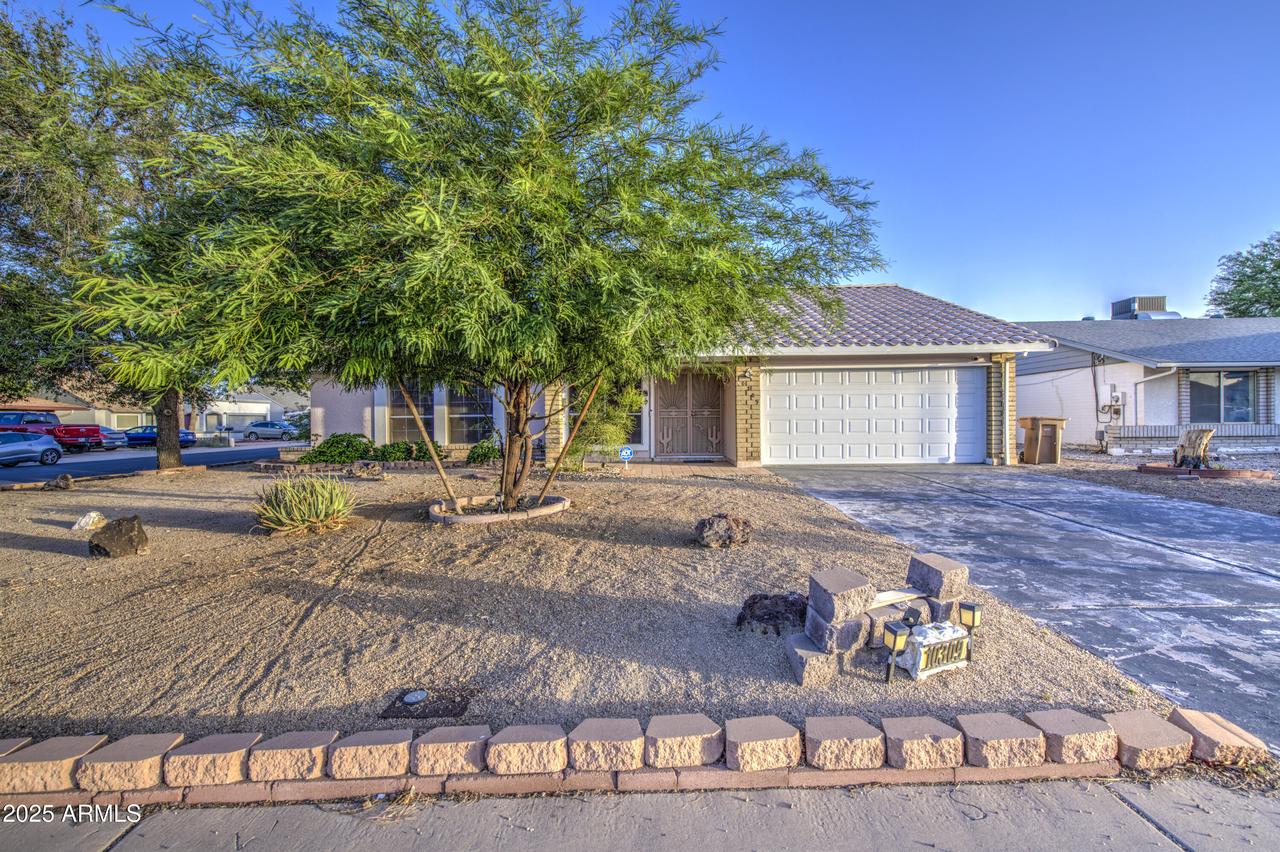 10309 W Royal Palm Rd., Peoria, AZ 85345