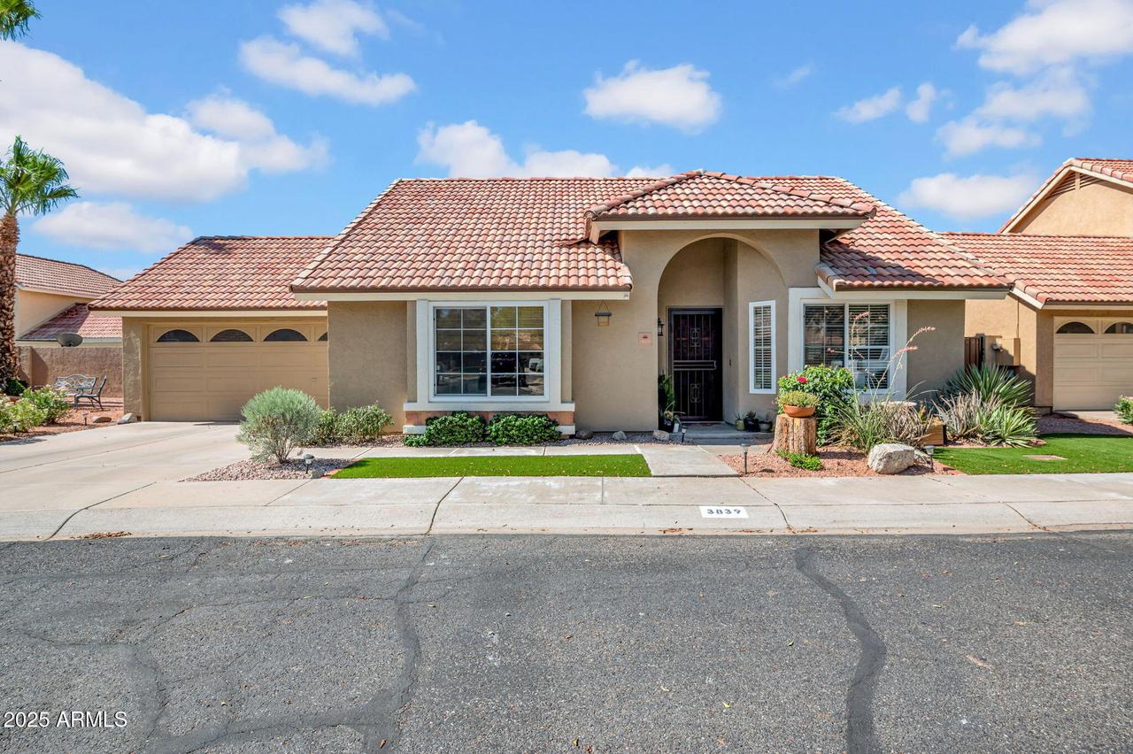 3839 E Gail Dr., Phoenix, AZ 85044