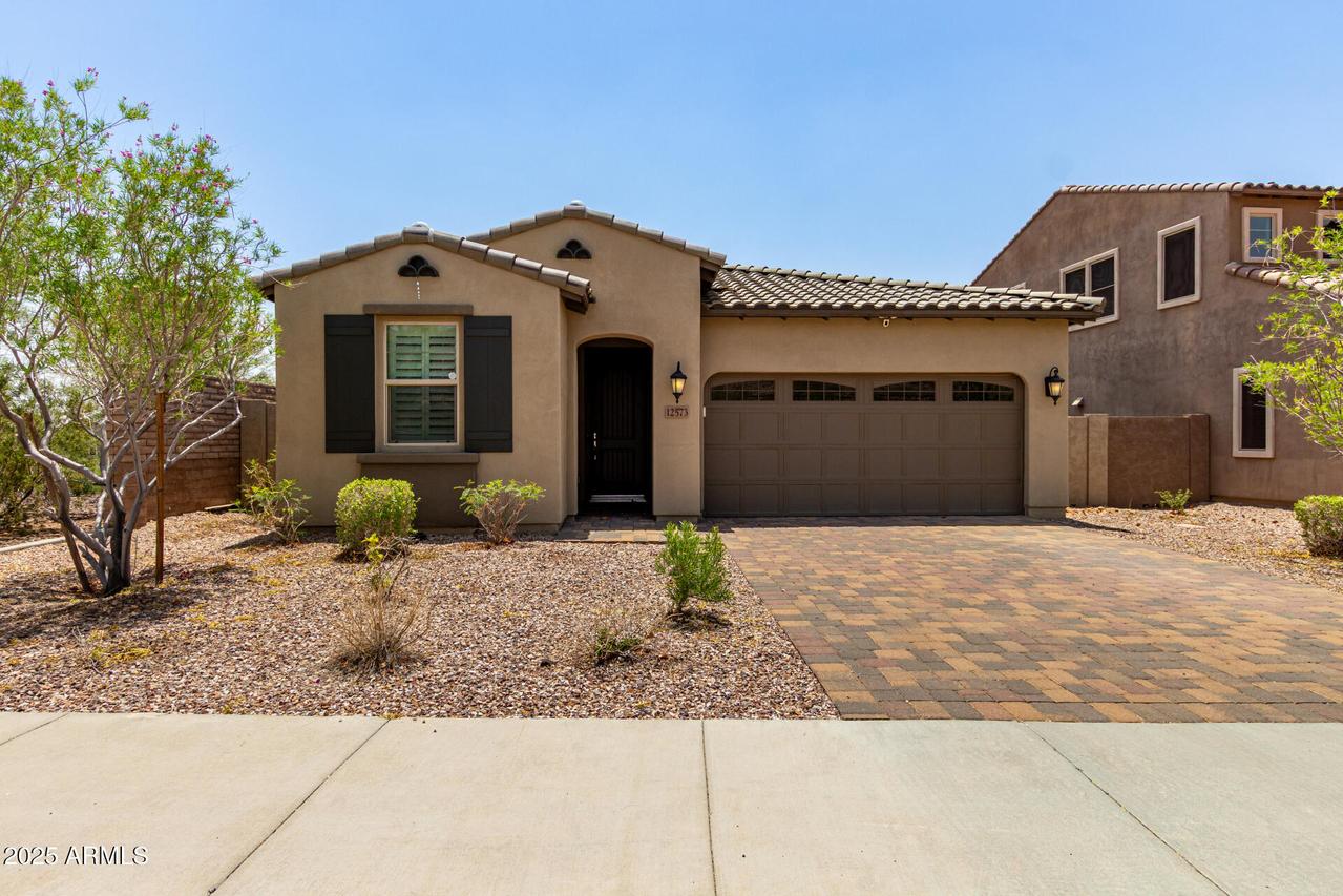 12573 W Caraveo Pl., Peoria, AZ 85383