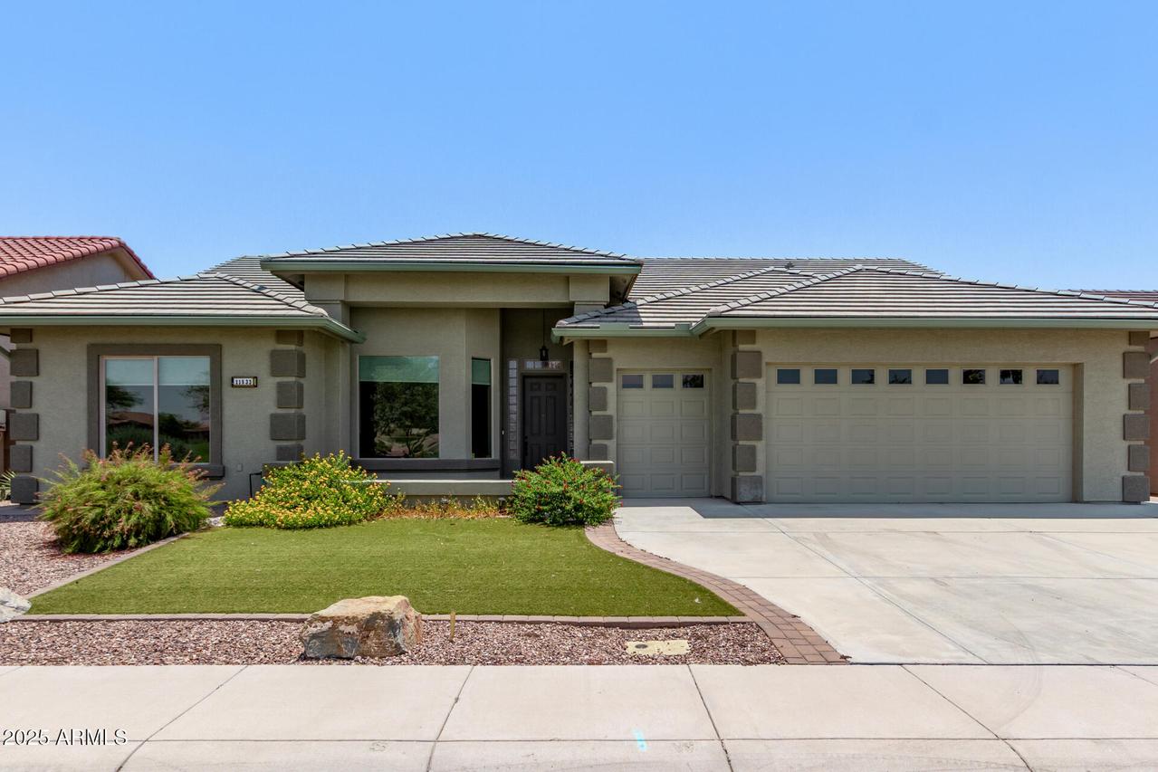 11533 E Nell Ave., Mesa, AZ 85209