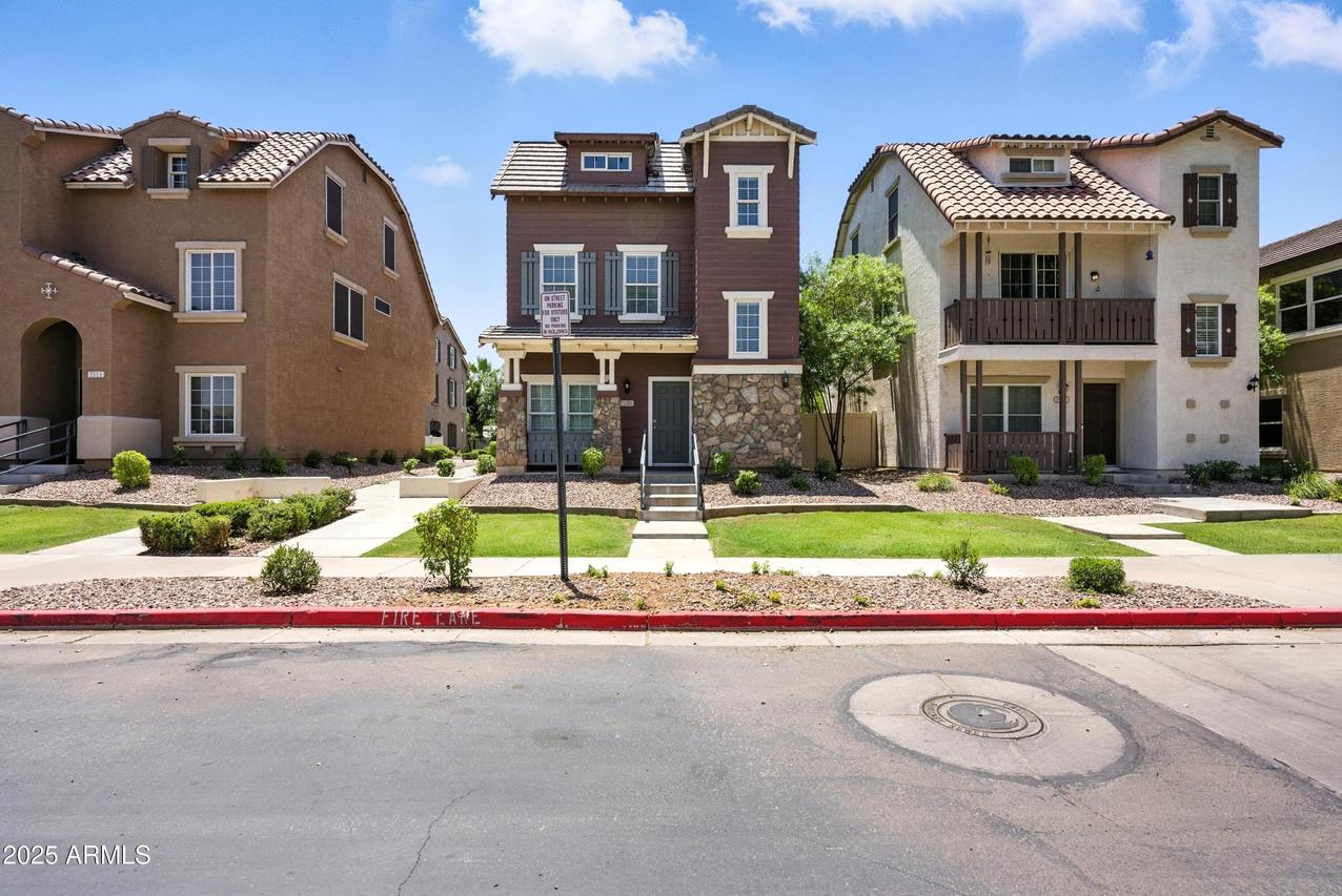 2109 E Fraktur Rd., Phoenix, AZ 85040