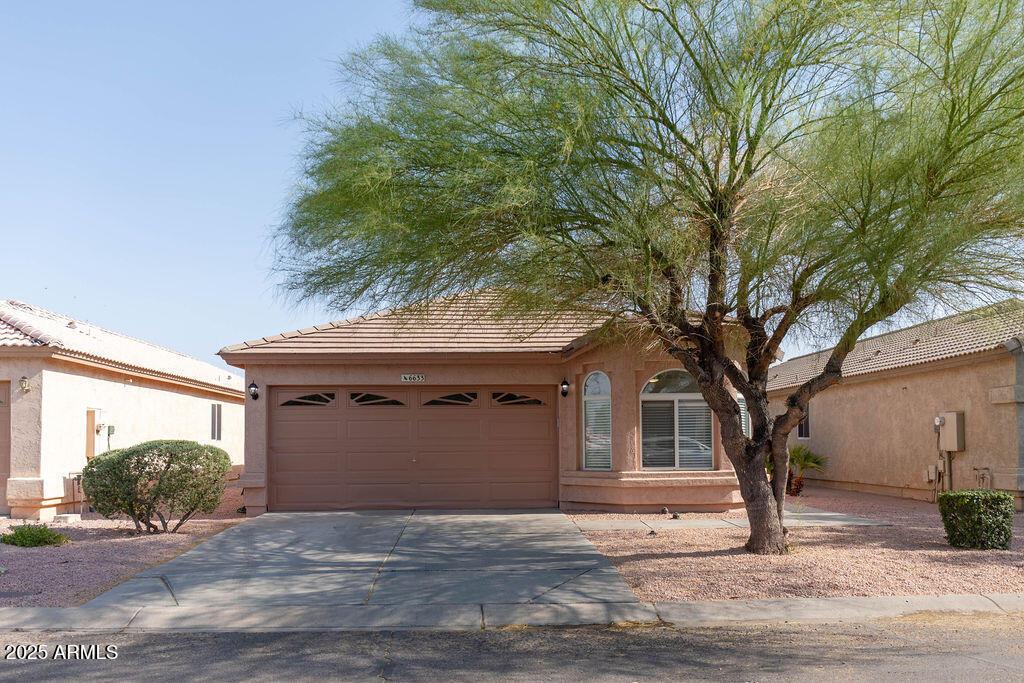 6633 E Barstow St., Mesa, AZ 85205