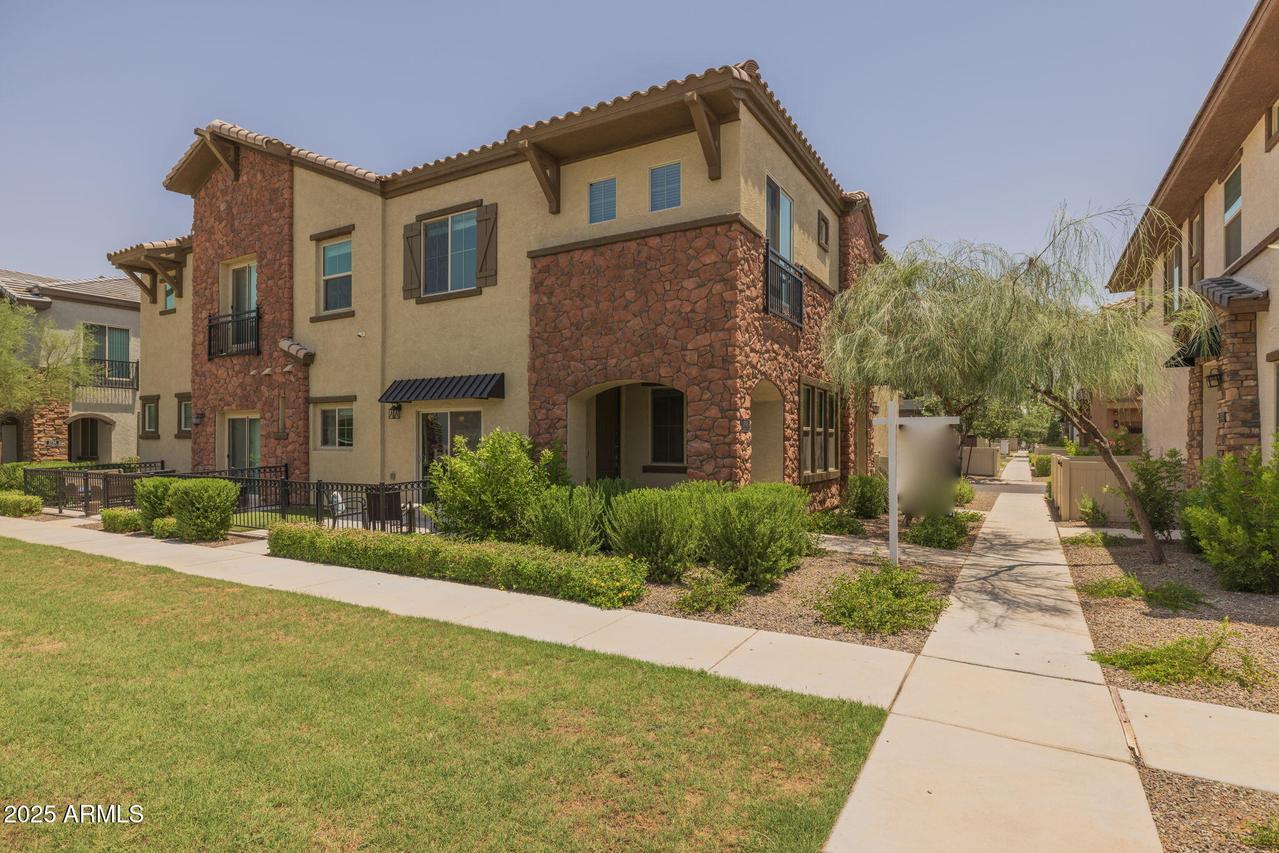 2746 S Decatur Dr. #102, Gilbert, AZ 85295