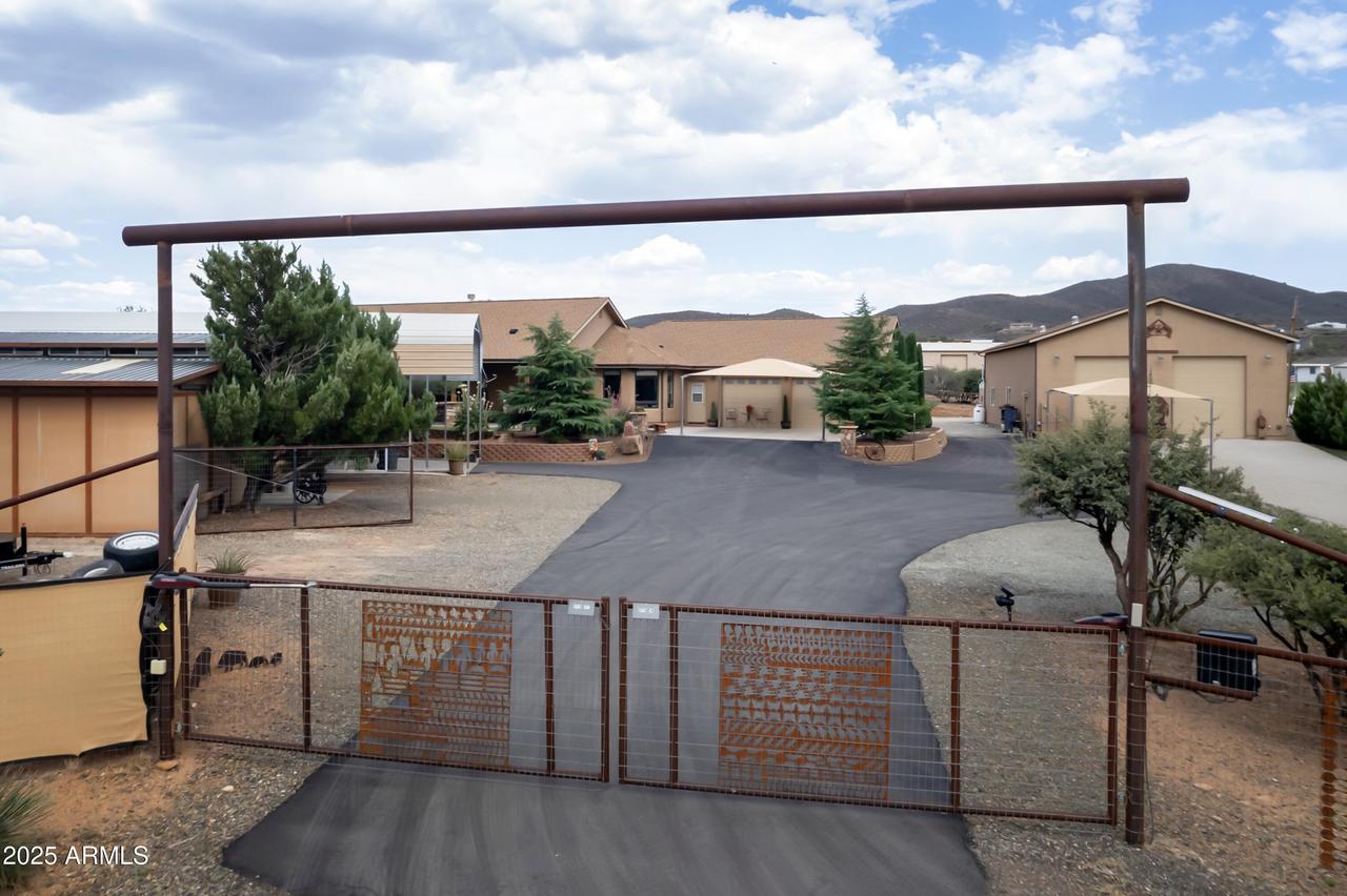 965 S Gunsmoke Dr., Dewey, AZ 86327