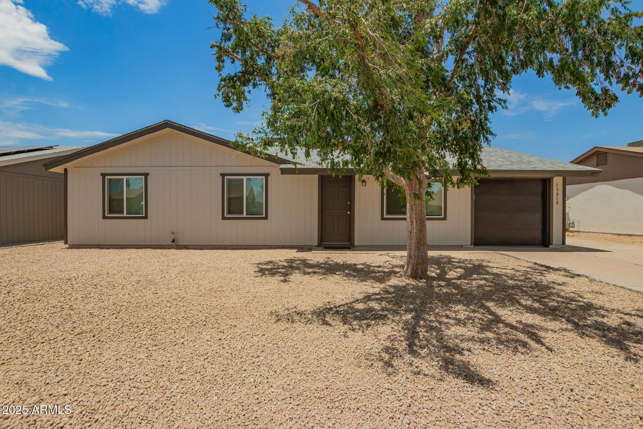 13818 N 38th St., Phoenix, AZ 85032