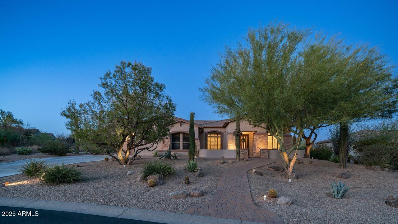 2663 N Keesha Rd., Mesa, AZ 85207