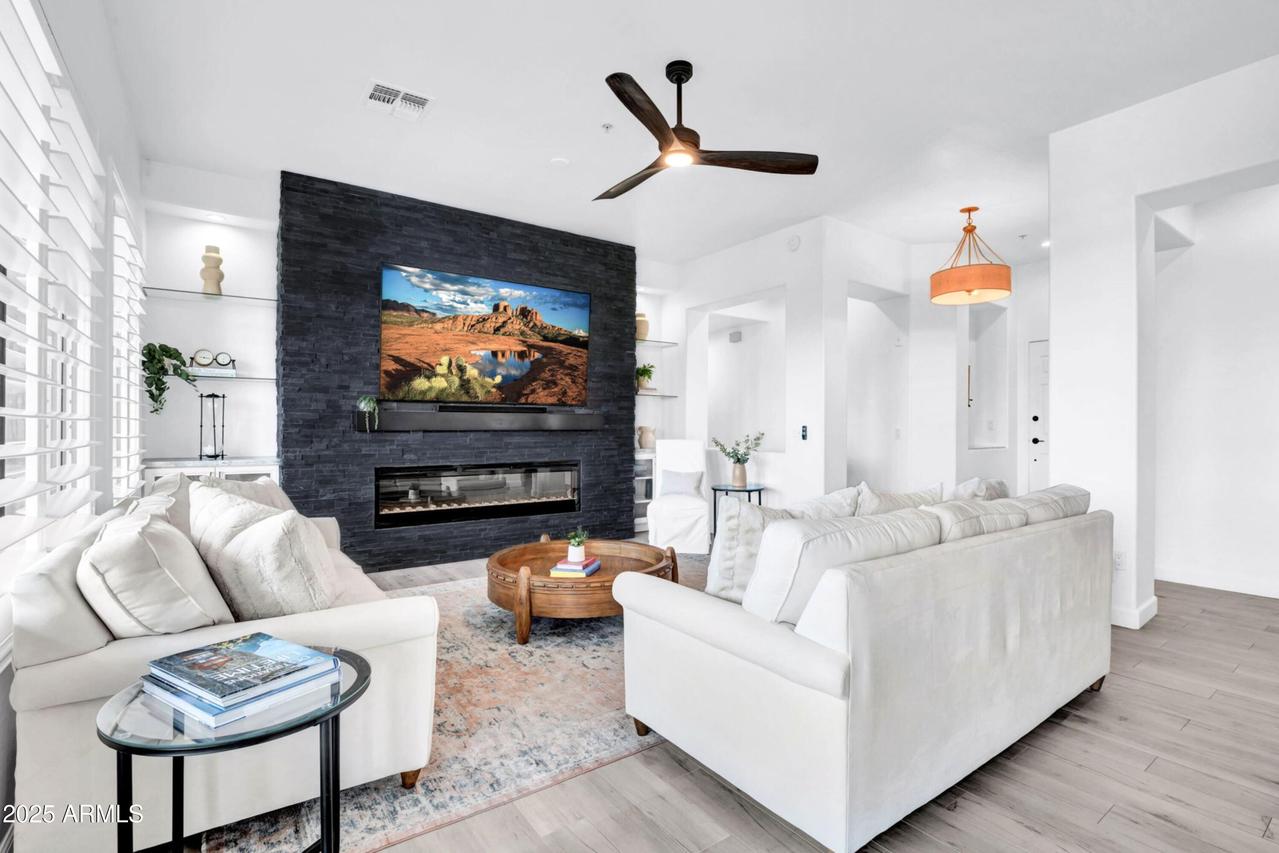 2989 N 44th St. #3013, Phoenix, AZ 85018