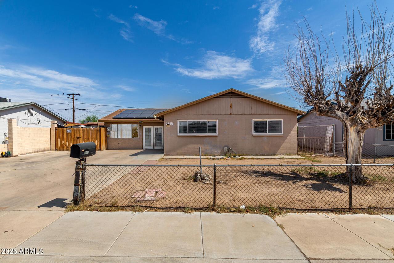 11930 W Palo Verde Rd., El Mirage, AZ 85335