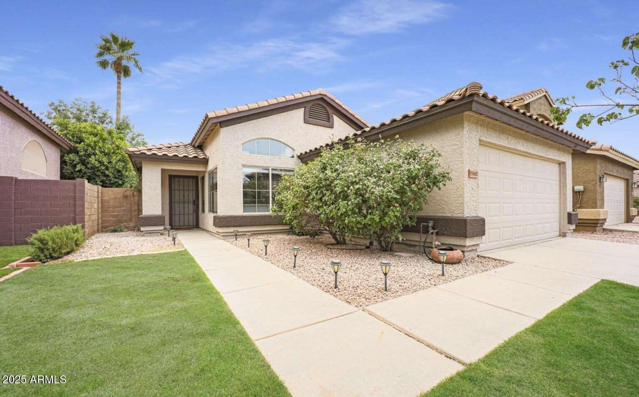 15067 W Heritage Oak Way, Surprise, AZ 85374