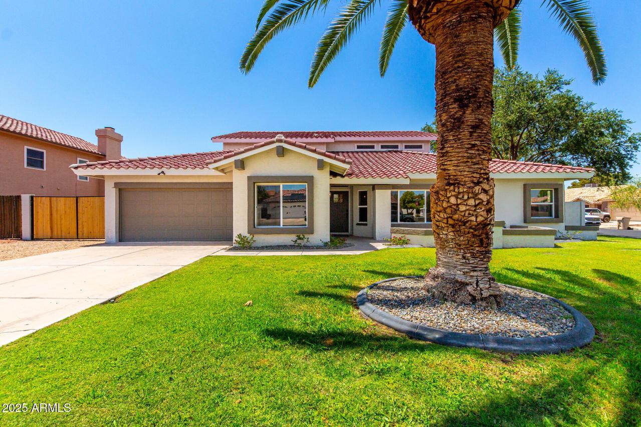 7227 W Larkspur Dr., Peoria, AZ 85381