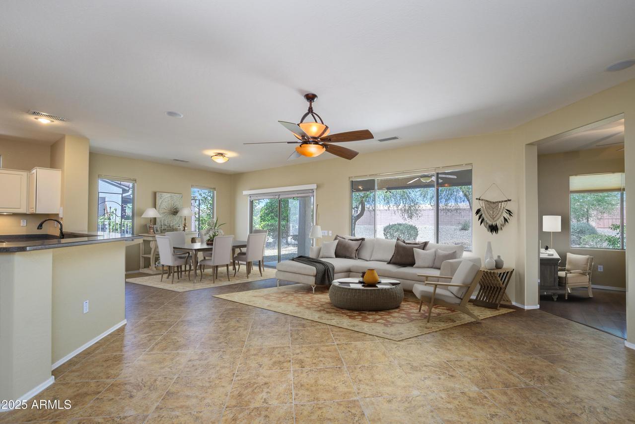 20972 N Canyon Whisper Dr., Surprise, AZ 85387