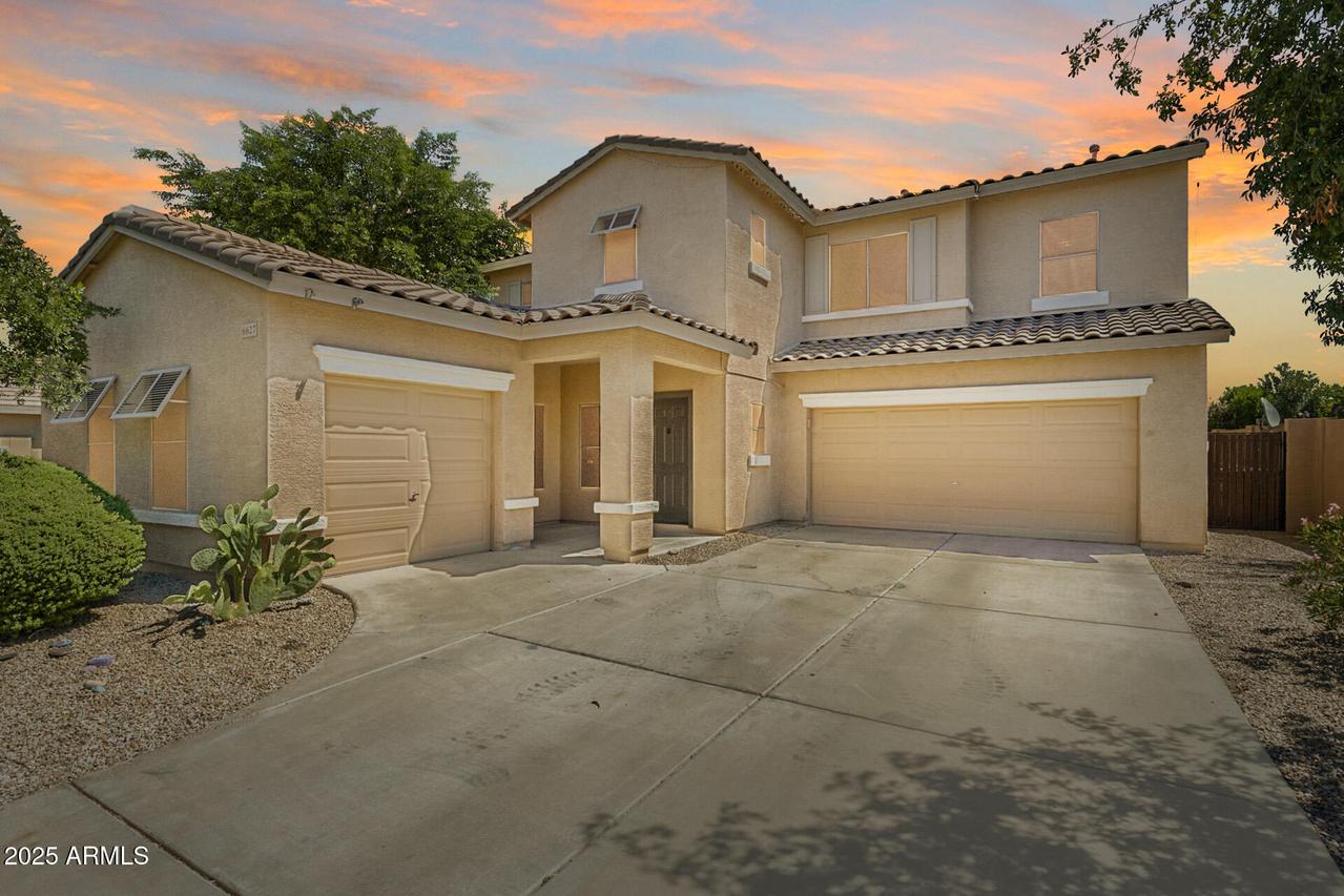 6627 S Garnet Way, Chandler, AZ 85249