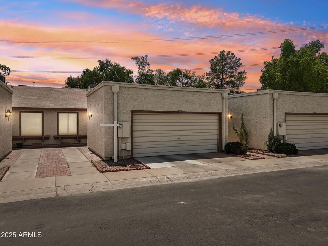 13212 N 26th Dr., Phoenix, AZ 85029