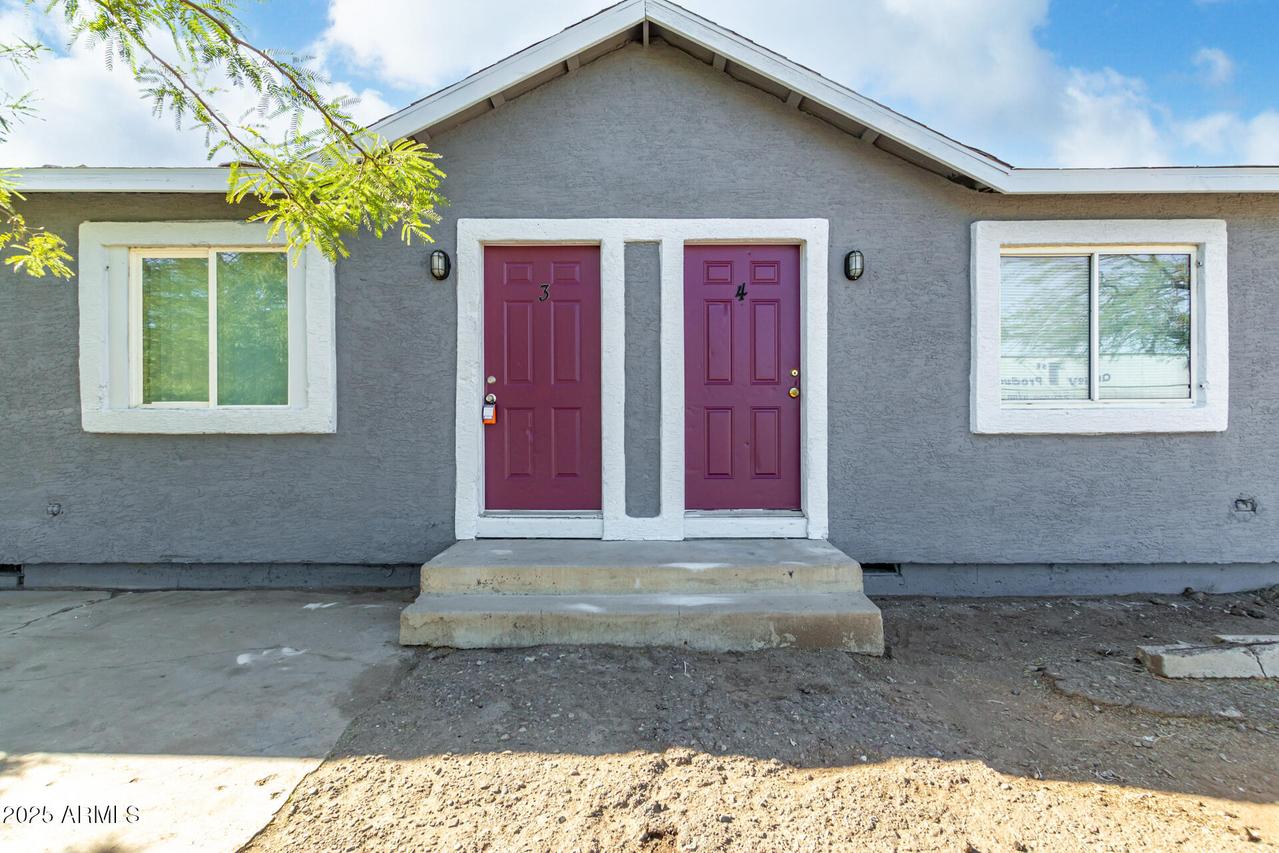 1702 W Yuma St., Phoenix, AZ 85007