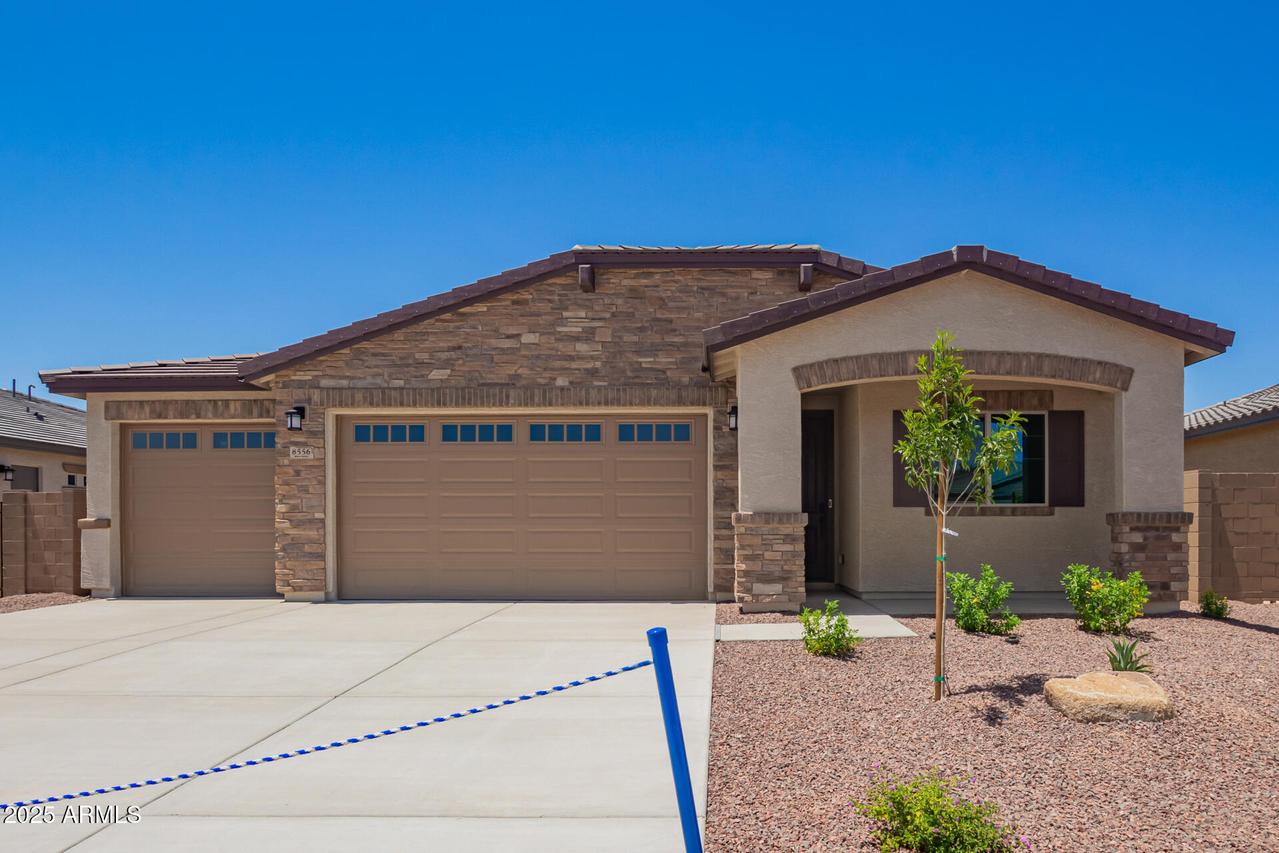 8556 N 175th Ln., Waddell, AZ 85355