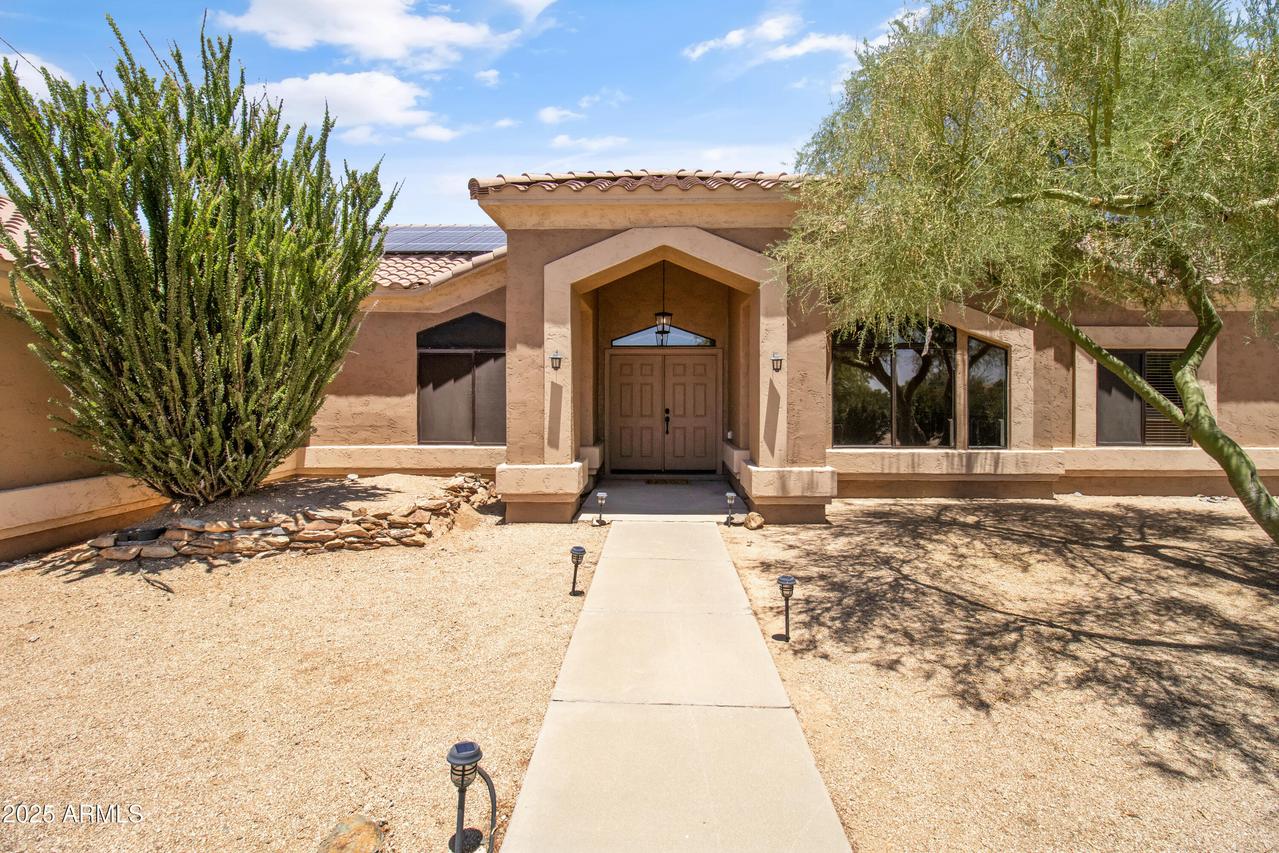 512 E Jordon Ln., Phoenix, AZ 85086