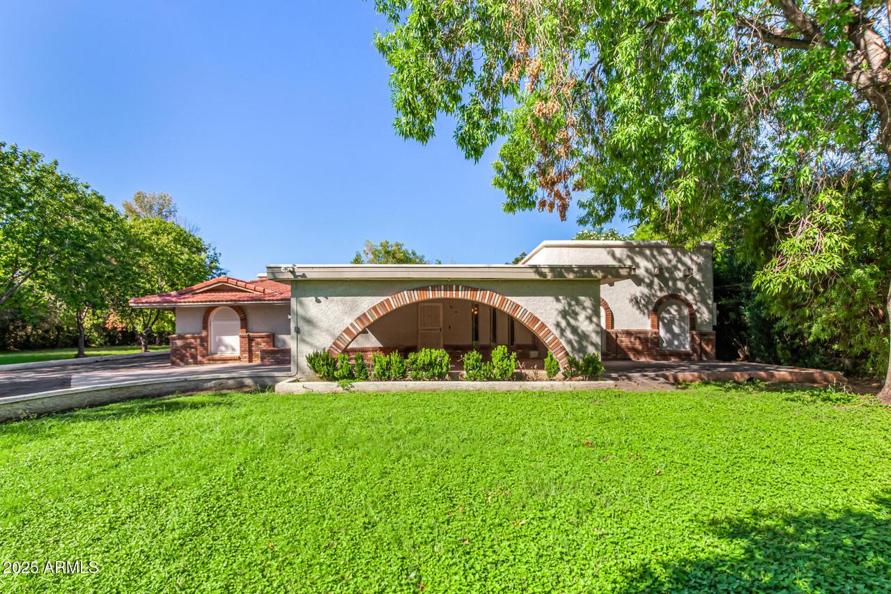 3026 E Backus Rd., Mesa, AZ 85213