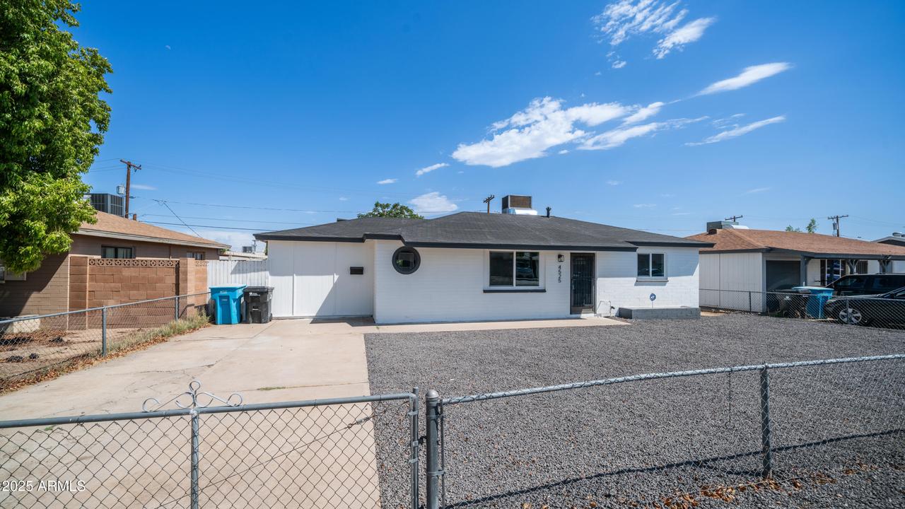 4525 W Whitton Ave., Phoenix, AZ 85031