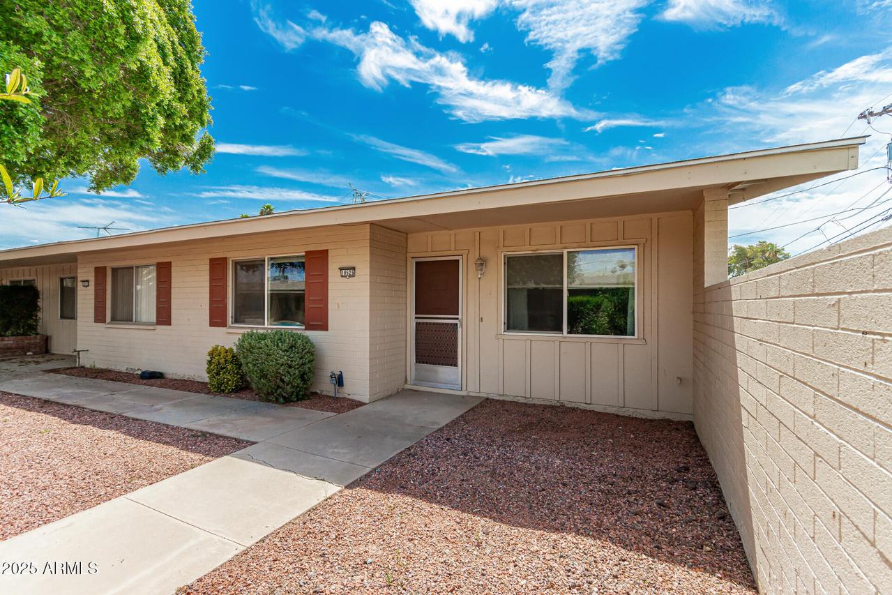 10523 W Coggins Dr., Sun City, AZ 85351