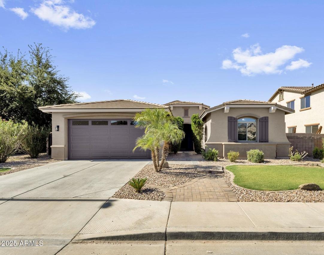 611 W Powell Way, Chandler, AZ 85248