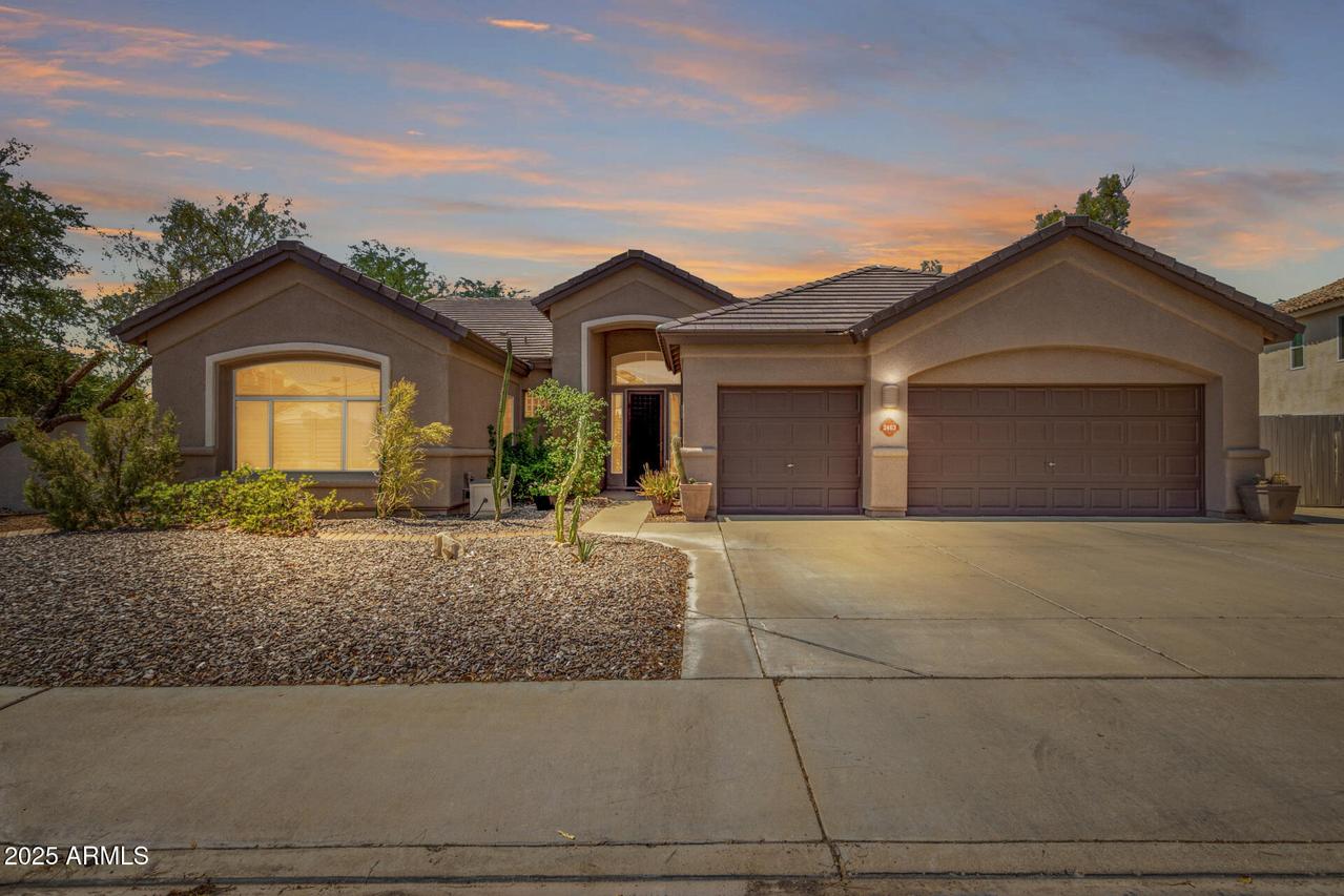 2463 E Goldenrod St., Phoenix, AZ 85048