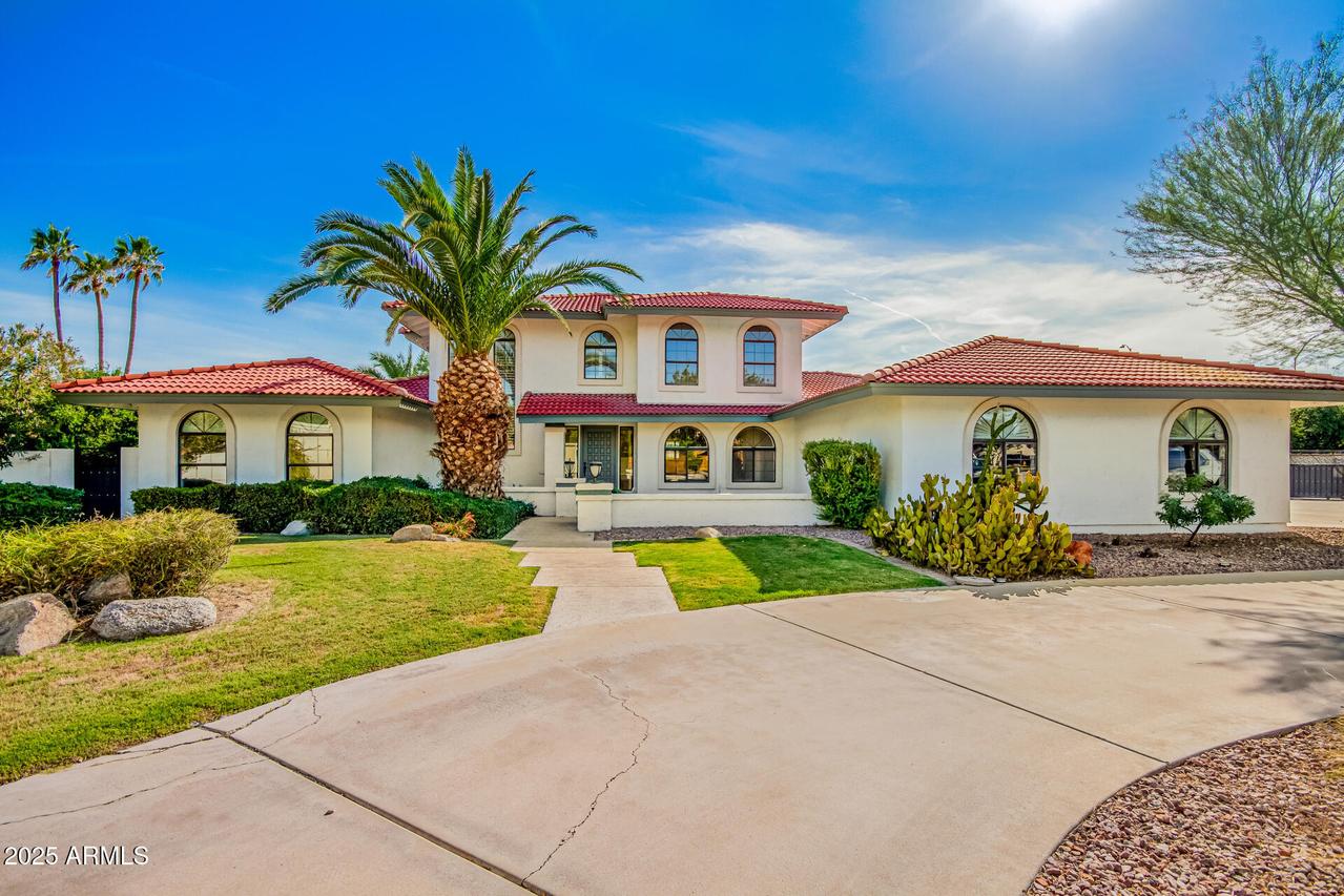 2021 E Calle Maderas, Mesa, AZ 85213