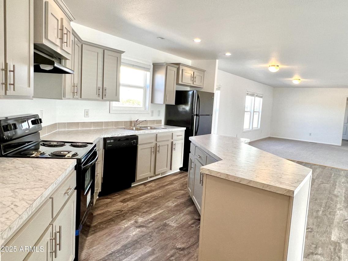 1319 S 356th Ave., Tonopah, AZ 85354