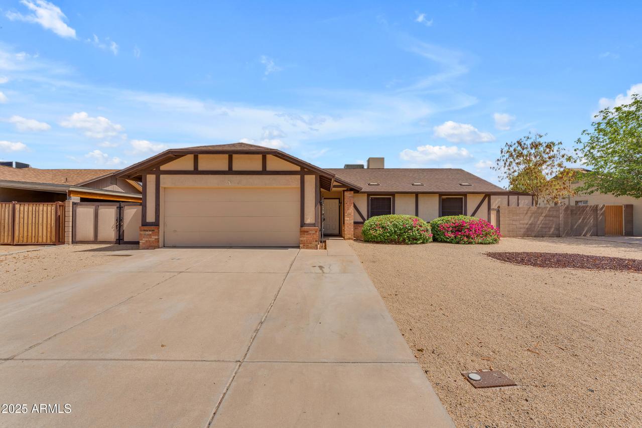 7014 W Cochise Dr., Peoria, AZ 85345
