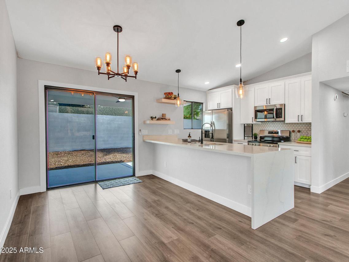 3354 W Rose Garden Ln., Phoenix, AZ 85027