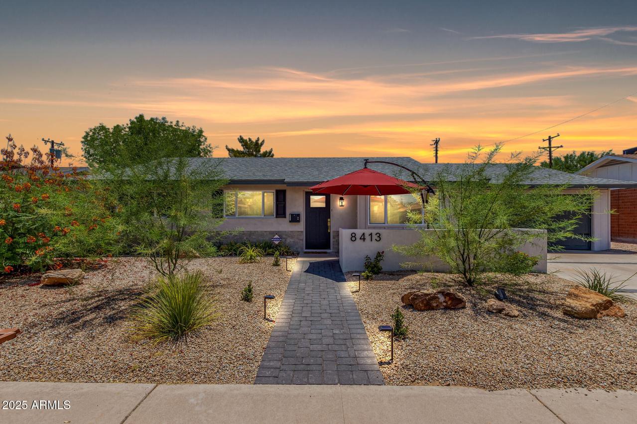 8413 E Sheridan St., Scottsdale, AZ 85257