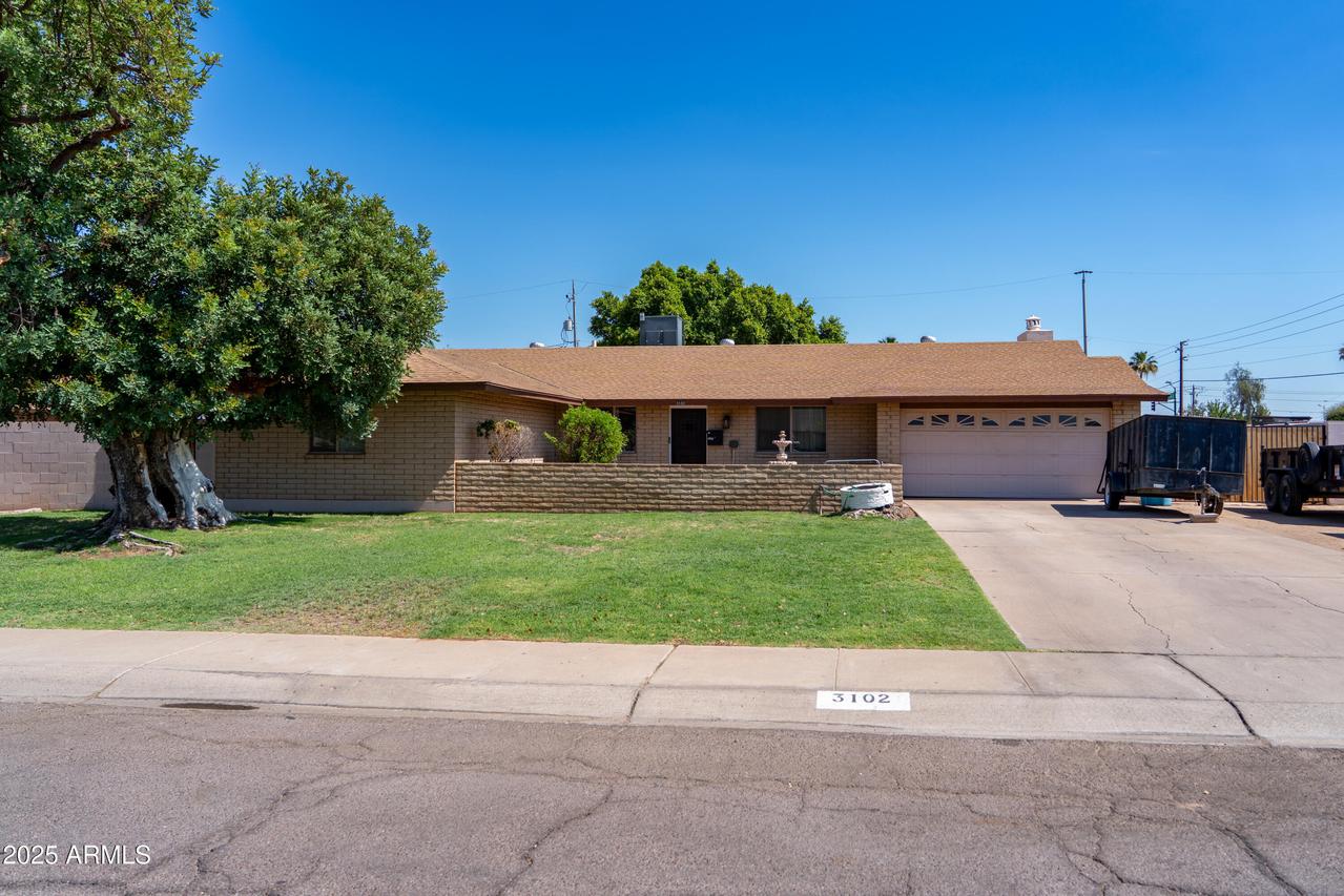 3102 W Paradise Dr., Phoenix, AZ 85029