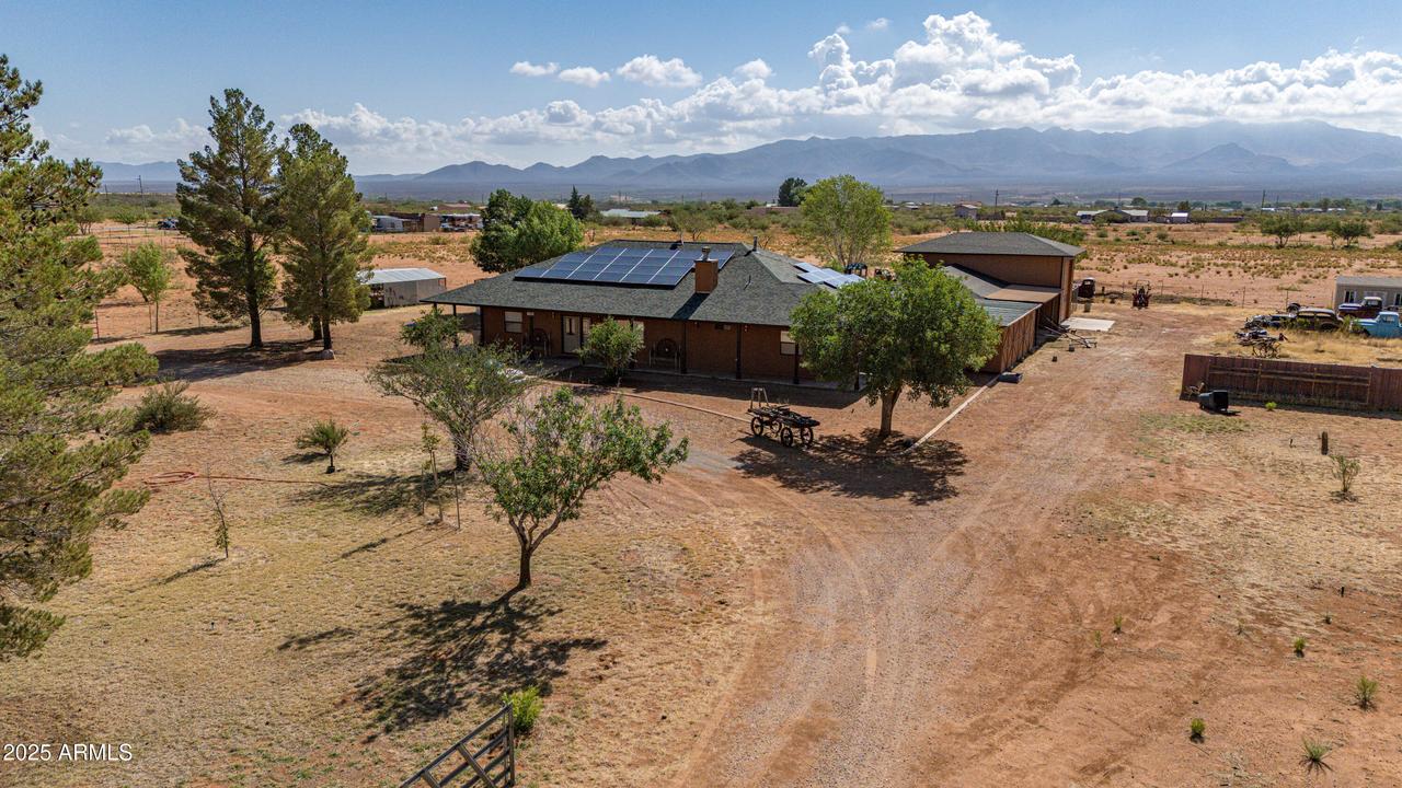 7405 S Land Grant Rd., Hereford, AZ 85615