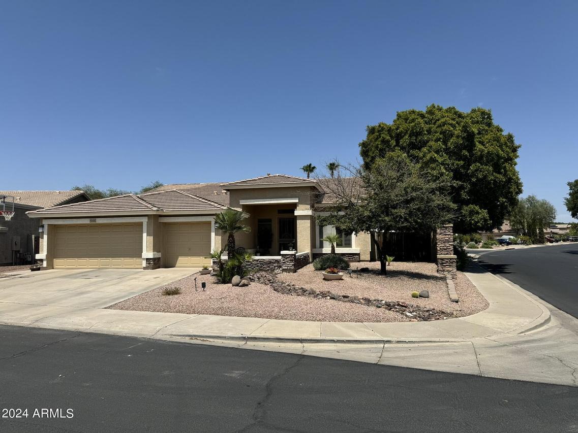 5244 W Saint John Rd., Glendale, AZ 85308