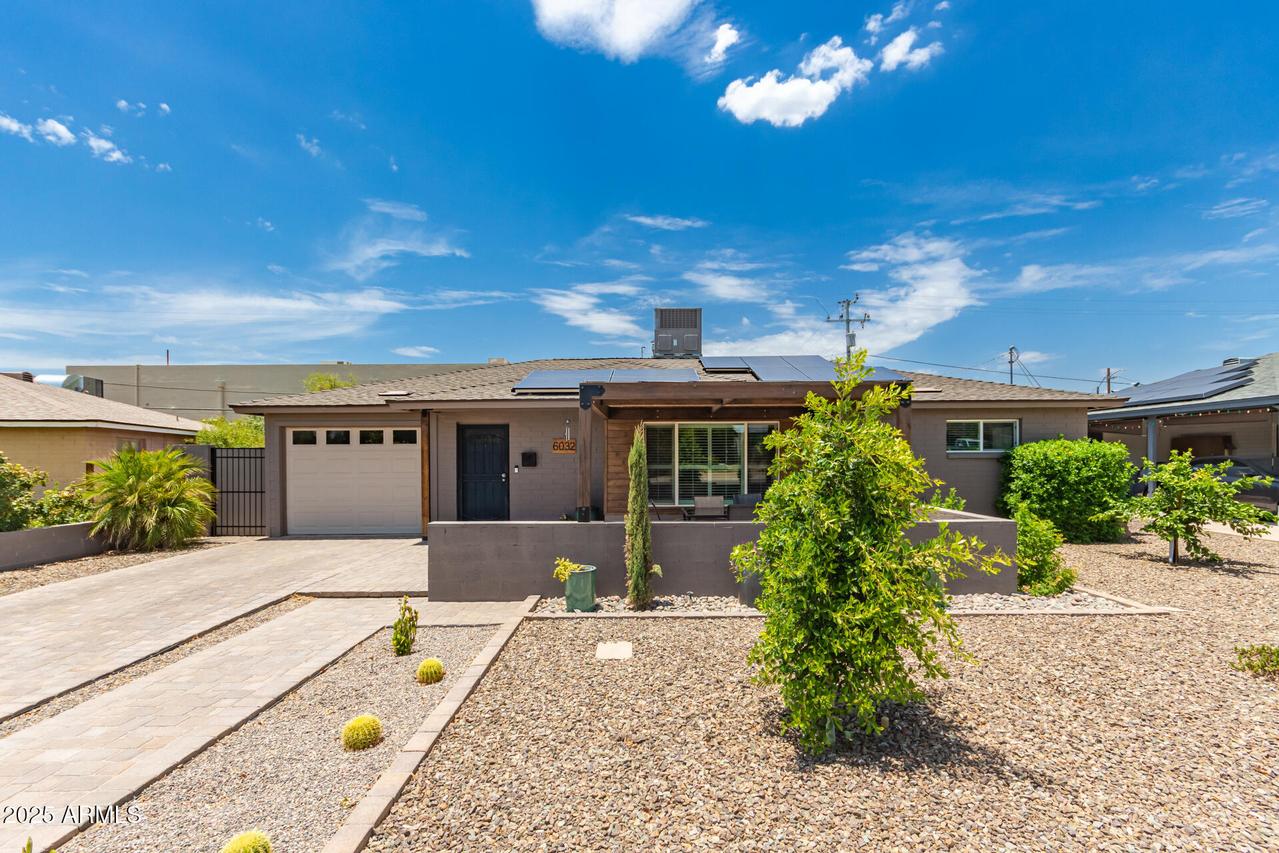 6032 N 8th St., Phoenix, AZ 85014