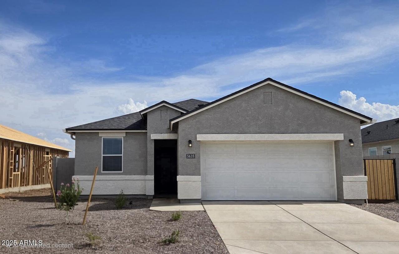 5635 E Axle Ln., San Tan Valley, AZ 85140