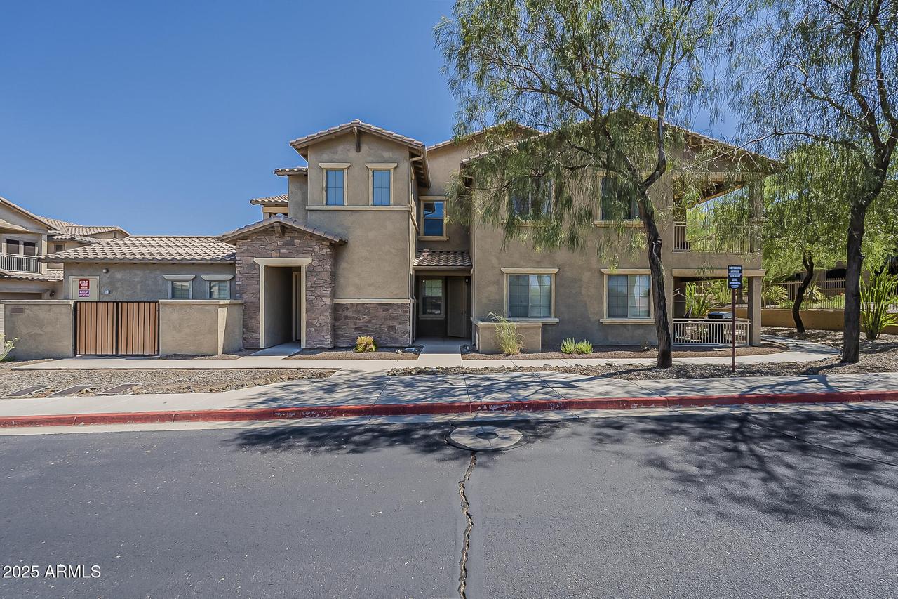2124 W Hunter Ct. #237, Phoenix, AZ 85085