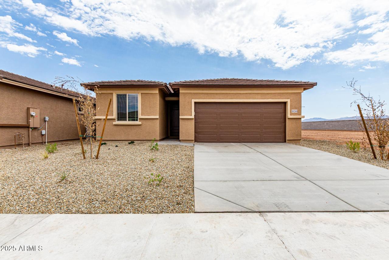 18269 W Soft Wind Dr., Surprise, AZ 85387