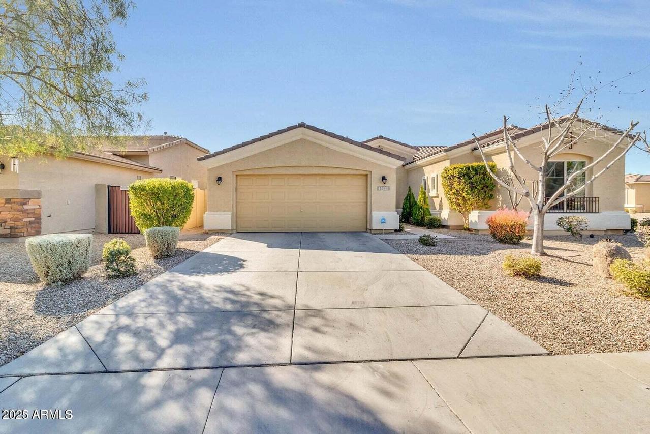 16528 N 181st Dr., Surprise, AZ 85388
