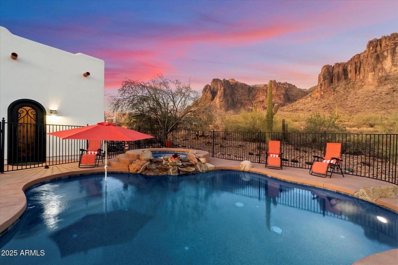 6275 E Jacob Waltz St., Apache Junction, AZ 85119