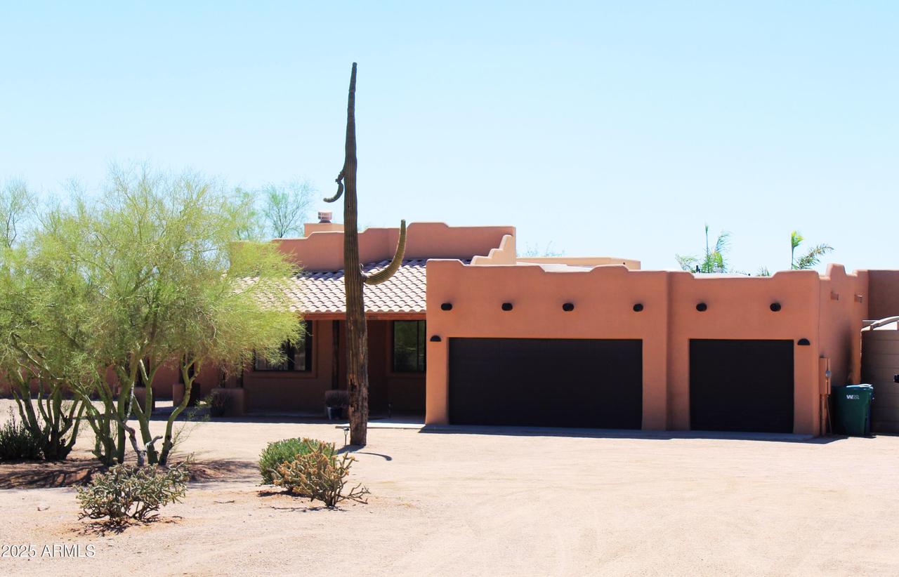 4886 N Wolverine Pass Rd., Apache Junction, AZ 85119