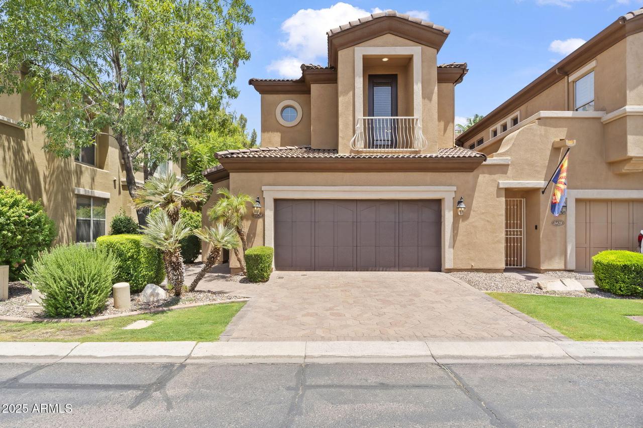 3424 E Lions St., Phoenix, AZ 85018