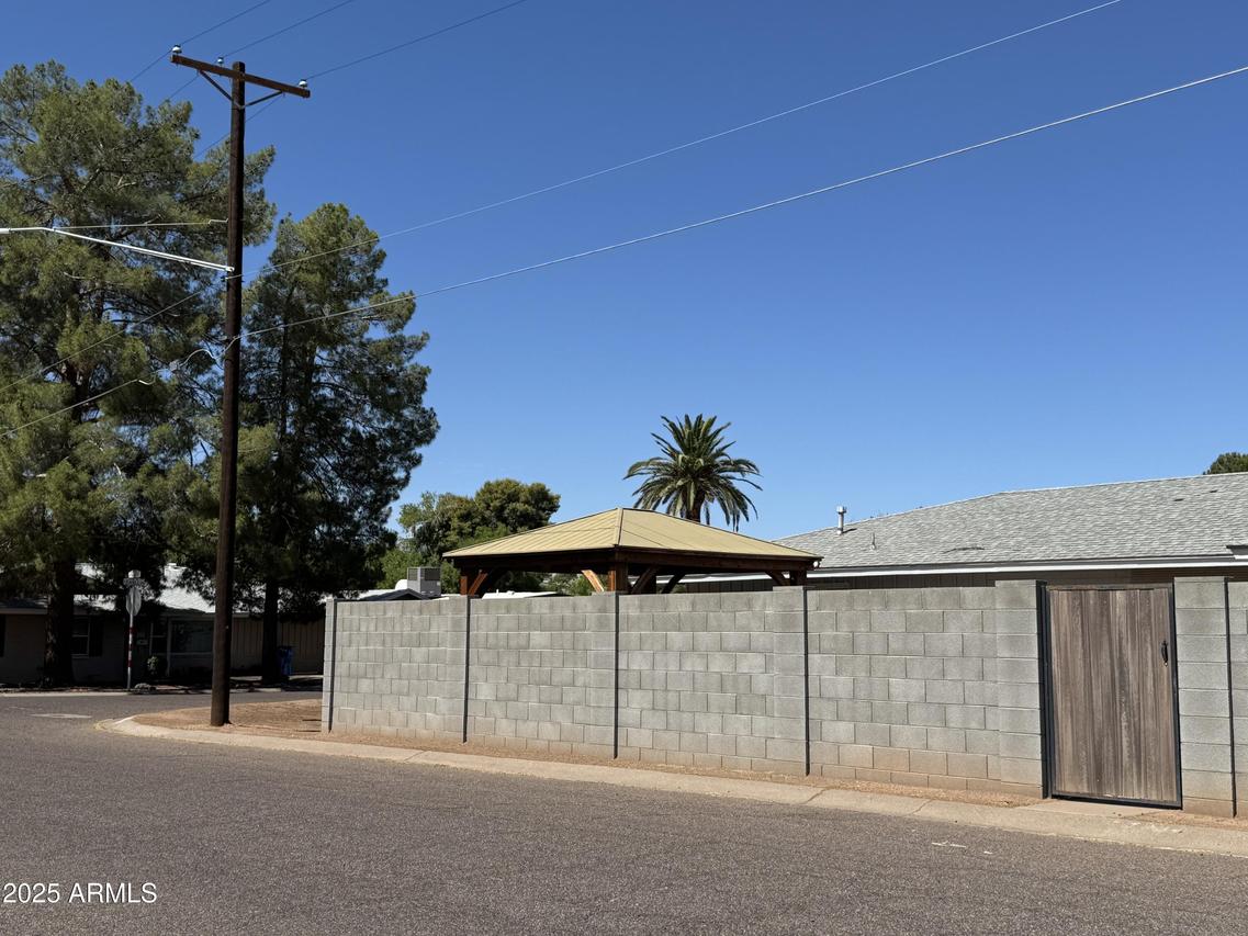 4526 E Earll Dr., Phoenix, AZ 85018