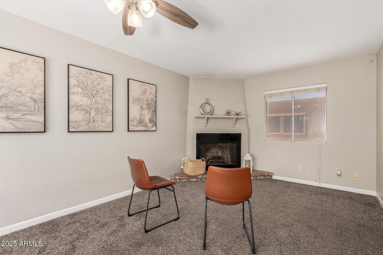 15601 N 27th St. #33, Phoenix, AZ 85032
