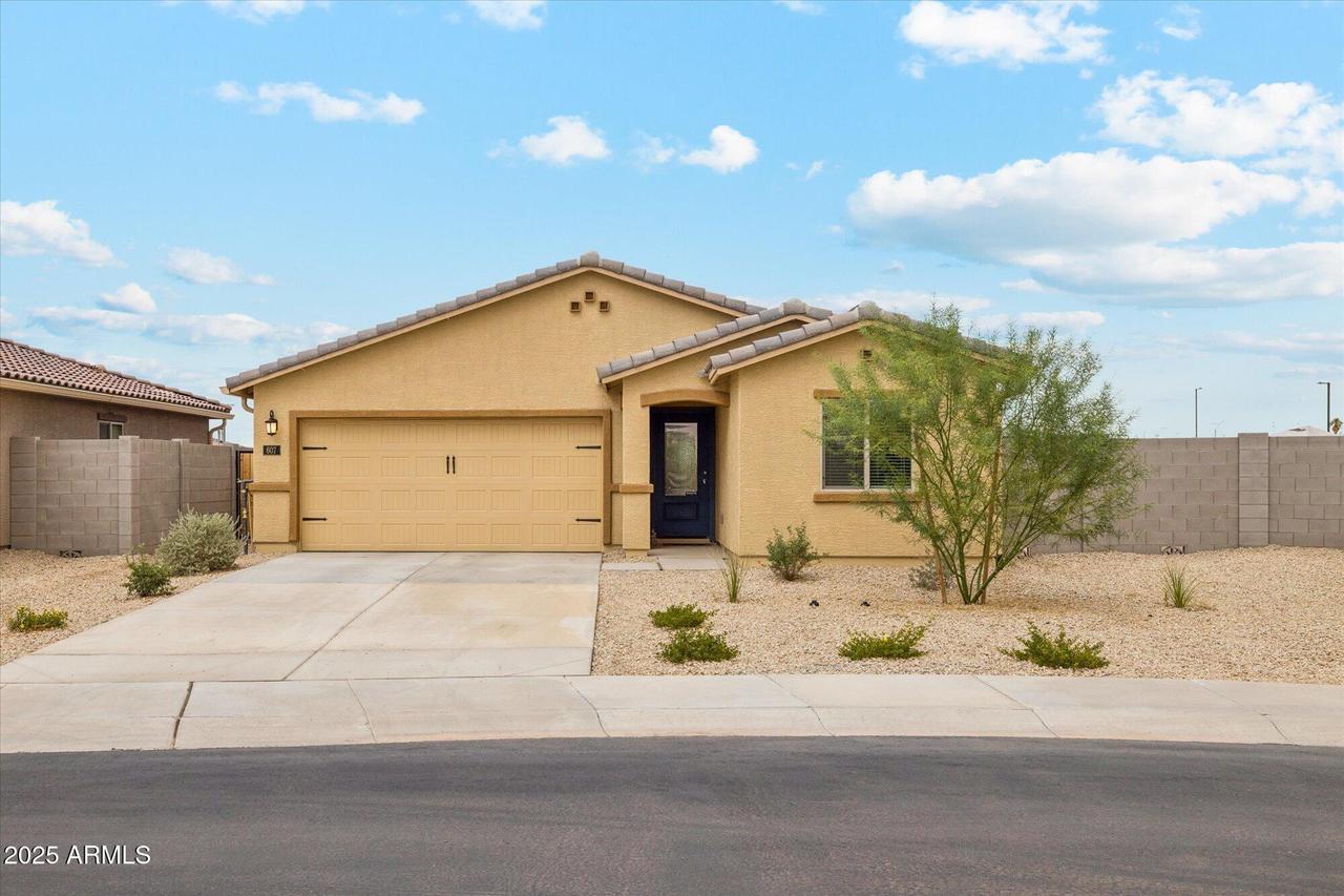 607 S West Virginia Ave., Florence, AZ 85132