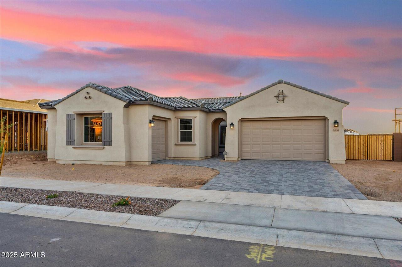 24858 N 169th Dr., Surprise, AZ 85387