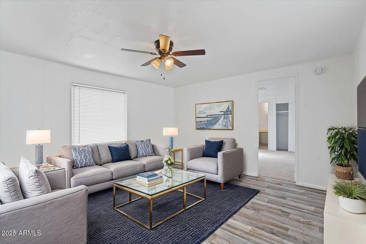 2121 N Center St. #184, Mesa, AZ 85201