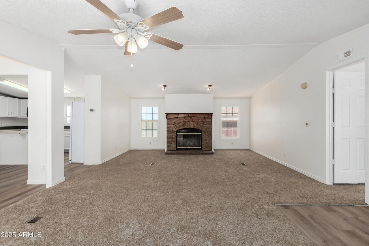 12107 S 215th Ln., Buckeye, AZ 85326