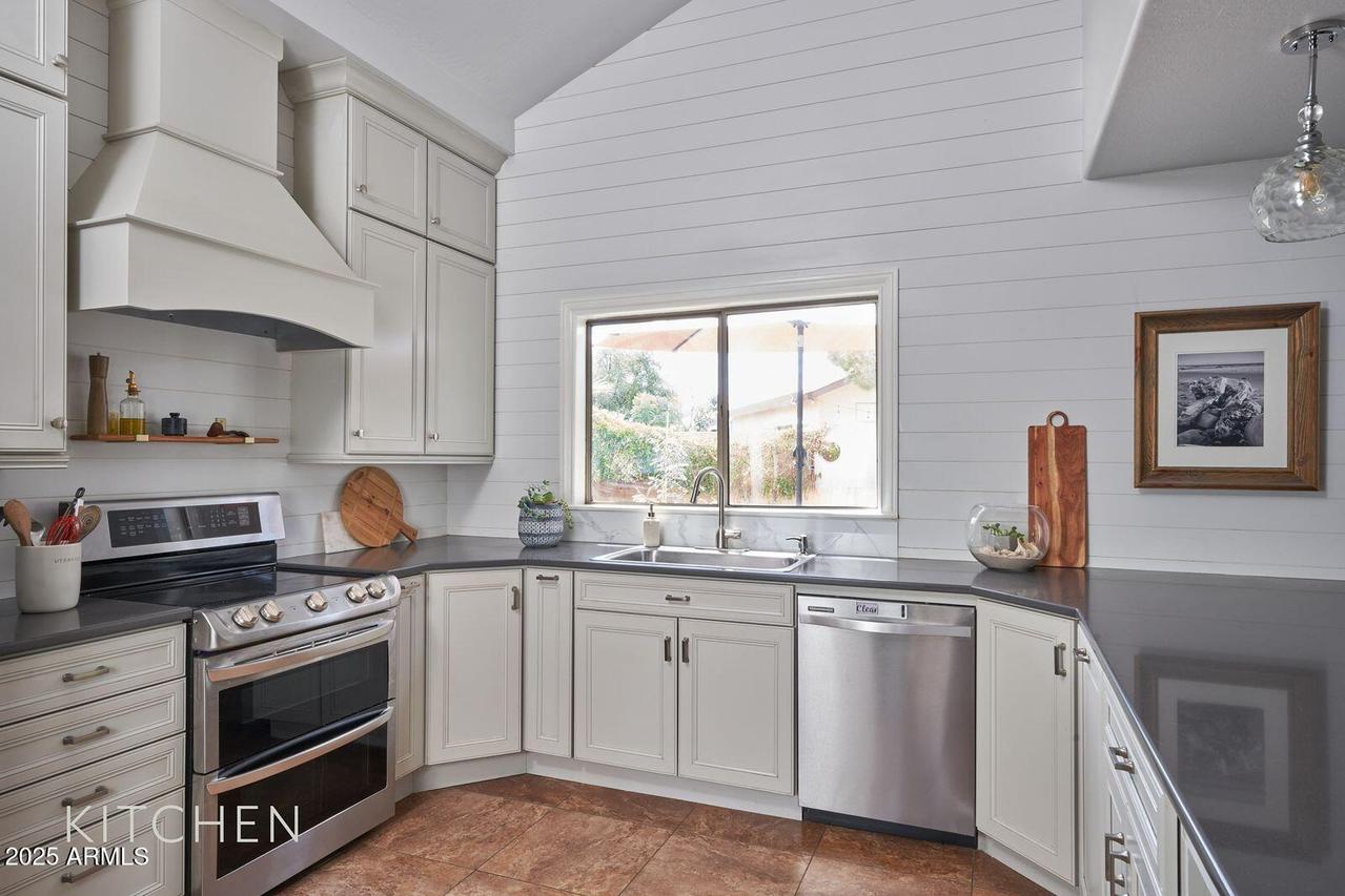 442 S Burk St., Gilbert, AZ 85296