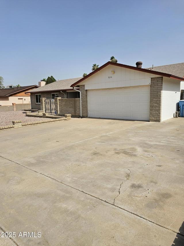 5016 W Columbine Dr., Glendale, AZ 85304