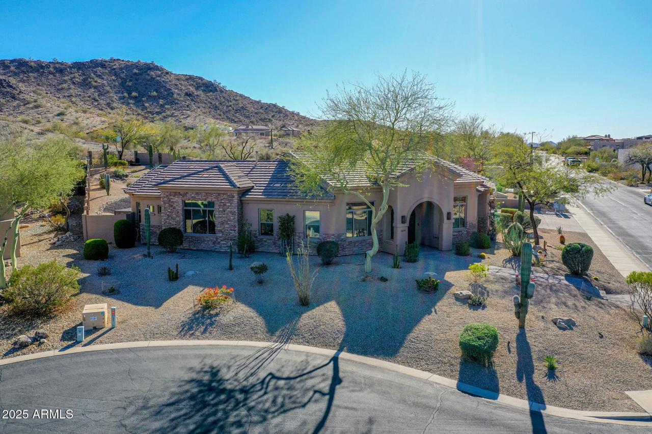 18299 W Santa Irene Dr., Goodyear, AZ 85338